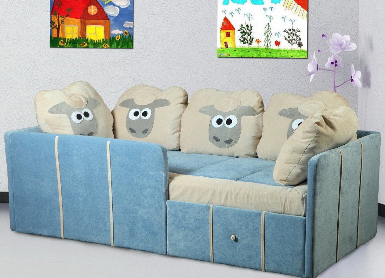 варіант дитячого дивана з бортиком