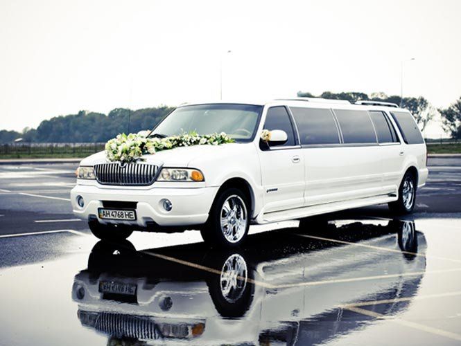 Обираємо транспорт на весілля