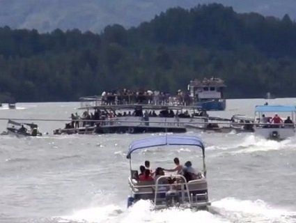 У Колумбії загинуло 6 осіб в результаті затоплення корабля
