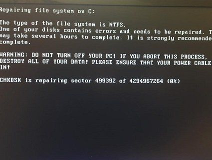Україну накрила найбільша хакерська атака в історії