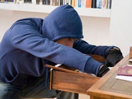 В Нововолинську пограбували магазин серед білого дня