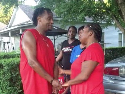 Американець освідчився коханій під час свого арешту