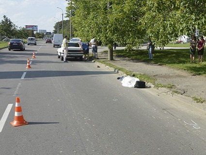 У Луцьку автомобіль насмерить сбив чоловіка
