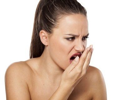 Галітоз: як позбутись неприємного запаху з рота