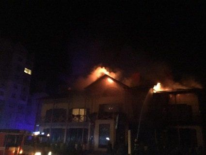 В Луцьку невідомі підпалили готельно-ресторанний комплекс