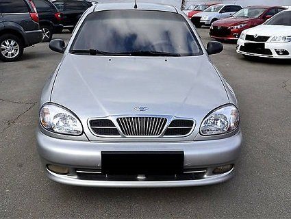 В США популярний в Україні Daewoo Lanos продають за копійки