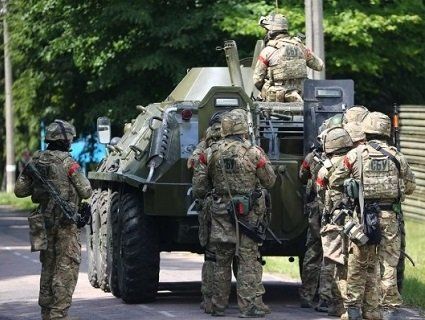 Волинський військовий аеродром звільняють від «терористів»
