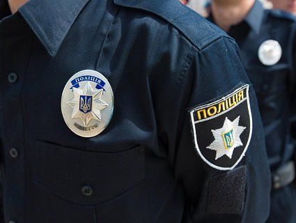 Під виглядом продавців цукру проникли в будинок і пограбували пенсіонерку