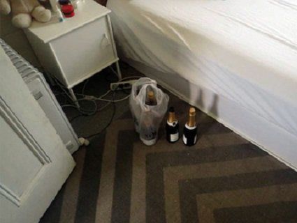 Злодій заснув в будинку жертви, напившись елітного шампанського