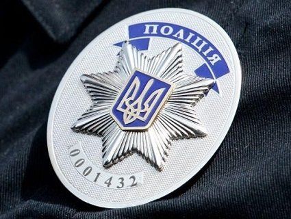 Тіло задушеного чоловіка знайшли посеред дороги