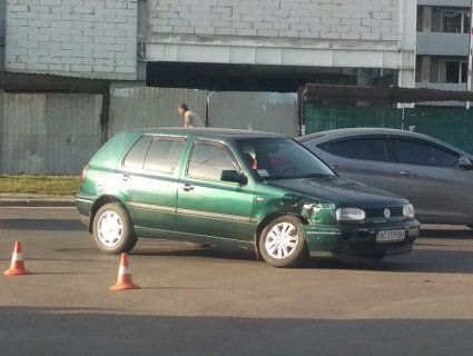 У Луцьку зіштовхнулись два легковика