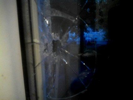 Луцькій журналістці розбили вікно