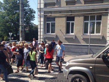 Базарники закінчили акцію протесту біля міськради Луцька
