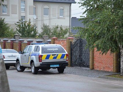 Поліція проводить обшук в будинку Ігоря Рицка