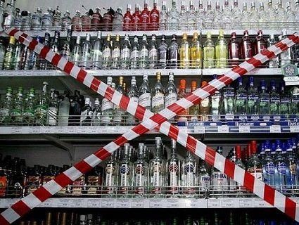Побив продавчиню за відмову продати алкоголь після 22:00