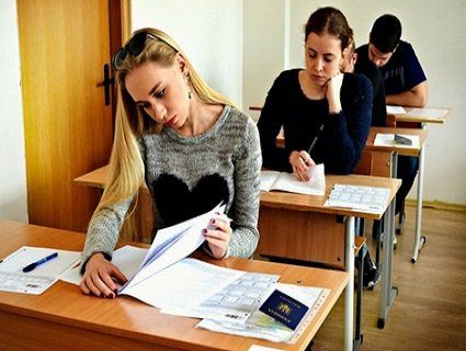 ЗНО складатимуть випускники не лише шкіл