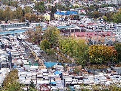Луцька влада створить комісію, щоб вирішити питання з Центральним ринком