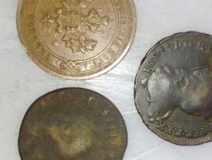 Українець намагався вивезти до Польщі старовинні монети