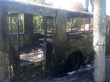 В Одесі тролейбус згорів за лічені хвилини