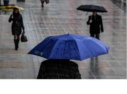 22 вересня погода буде контрастною : десь дощитиме, а десь тепло.