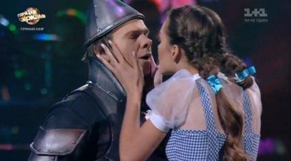 «Танці з зірками 2017»: Камалія визнала, що має піти, а Комаров із «червоним серцем» загладив конфлікт із Ямою