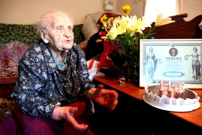 Найстаріші жінки планети відкрили секрети довголіття