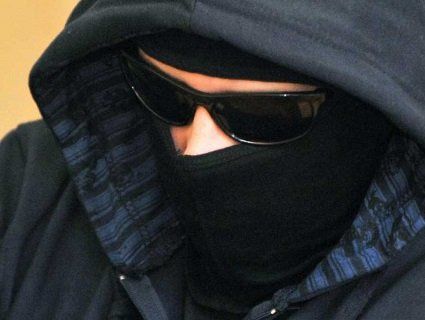 Група розбійників напала на будинок фермера