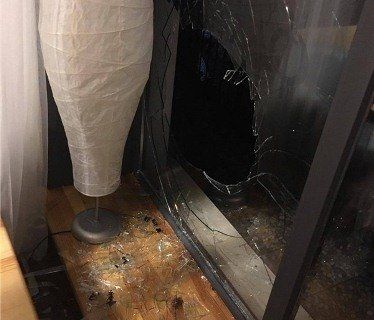 У Нововолинську хулігани б’ють вікна