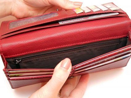 У Луцьку дружина померлого воїна АТО не може отримати квартиру від держави