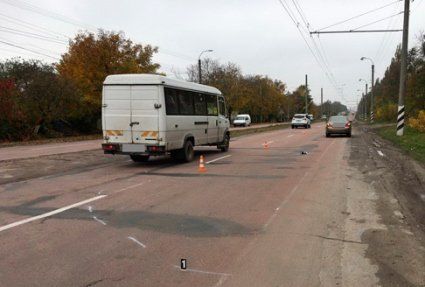 На дорозі «Устилуг-Луцьк-Рівне» жінка-водій збила дівчинку