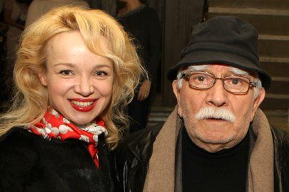 Дружина Джигарханяна, молодша на 44 роки киянка, переписала на себе всі його статки