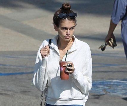 Доньку Сінді Кроуфорд підозрюють у анорексії