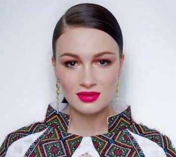 Анастасія Приходько у лікарні під капельницею