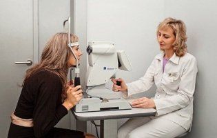Як розпізнати катаракту і глаукому на ранній стадії