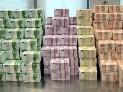 28 мільйонів євро дрібними купюрами надрукували фальшивомонетники