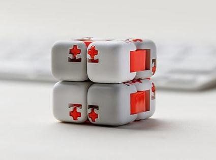 Замість спінера - нова антистрес-іграшка (відео)