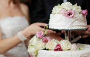 Всі секрети весільного торта