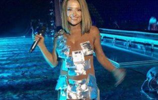«Голе» плаття Могилевської викликало фурор у Мережі (відео)