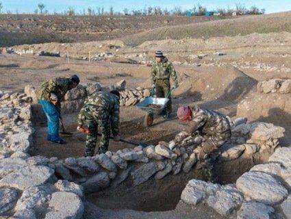 70 обезголовлених тіл знайшли в кримських ровах
