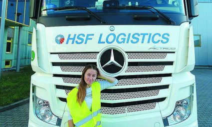 Мільйони переглядів про «найскладнішу професію в світі» (відео)