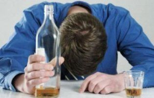 Скільки треба пити алкоголю, щоб померти