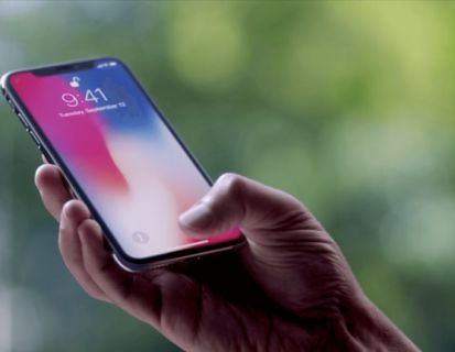 iPhone X знімуть з виробництва в 2018 році?