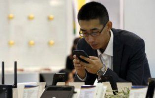 Китайцям заборонили одну букву і кілька десятків фраз