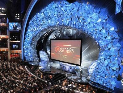 Мільйонами кристалів Swarovski прикрасили сцену церемонії Оскар-2018