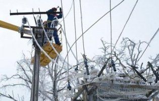 Без світла залишається майже 130 населених пунктів