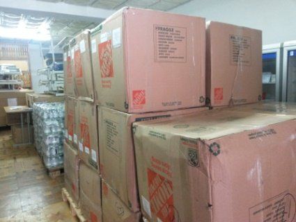 Американці передали волинським дітям тонну благодійних медикаментів