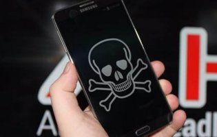 Небезпечний вірус «вбиває» смартфони