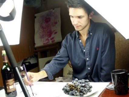 Українець створює унікальні портрети з їжі (відео, фото)