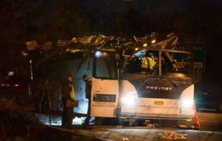Шкільний автобус потрапив у ДТП: постраждали 40 дітей