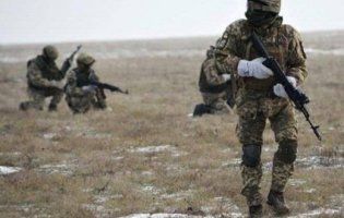 Бойовики «градами» обстрілюють позиції сил АТО: один військовий загинув, інший поранений